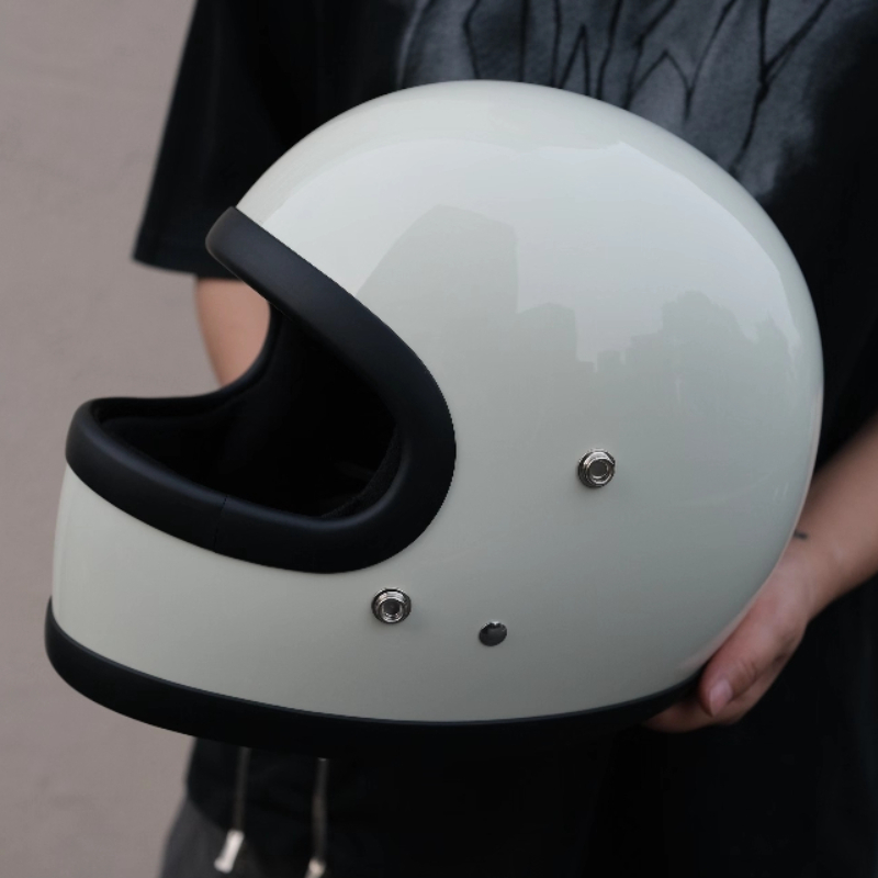 خوذة دراجة نارية كلاسيكية يابا - مراجعة Motorcycle Gear Japan وسعره