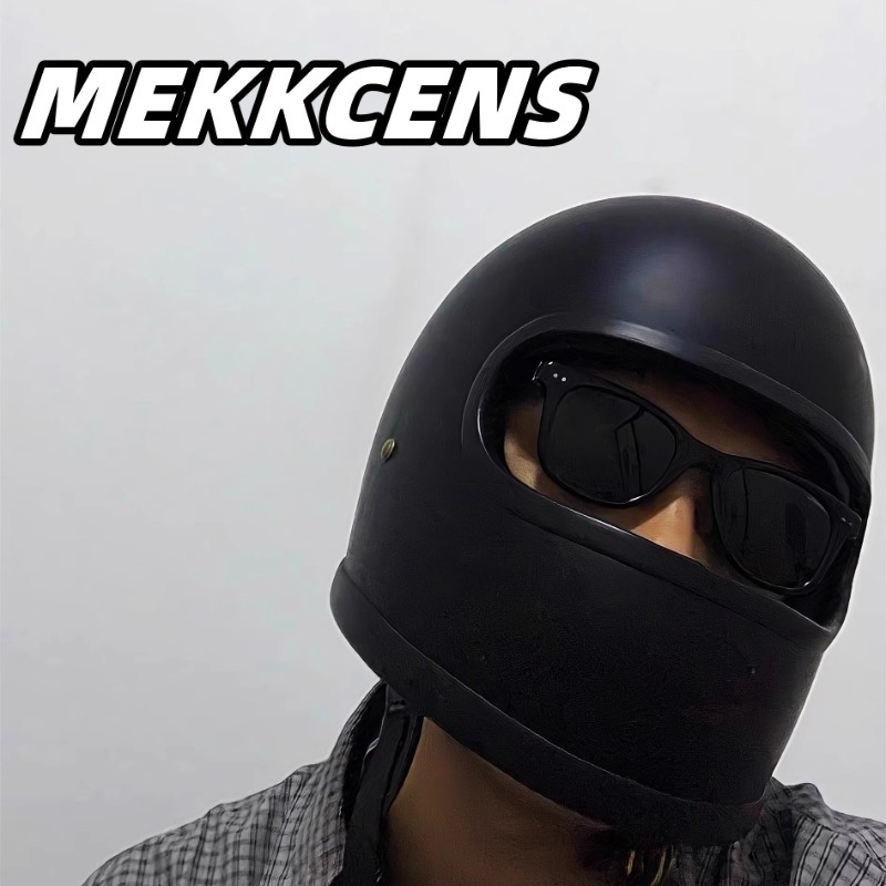 خوذة دراجة نارية كلاسيكية اليا - مراجعة Motorcycle Gear Japan وسعره